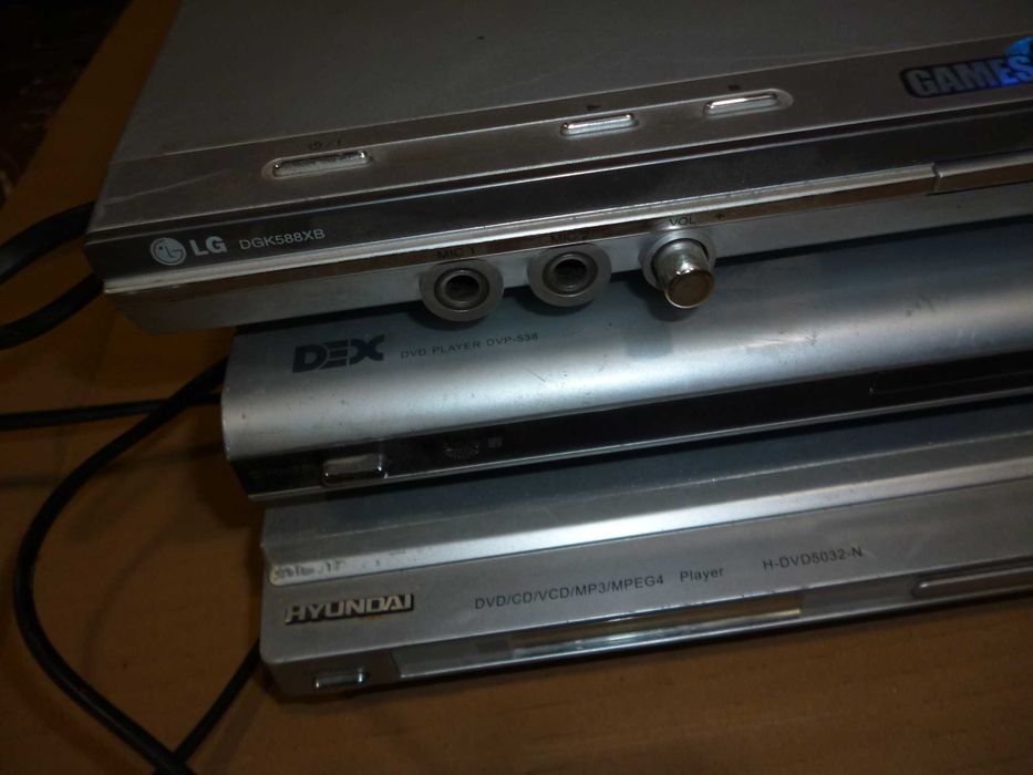 DVD-проигрыватель dex hyundai vga lg