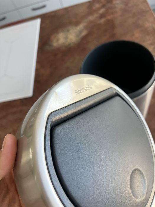 Kosz Touch Bin 3l stal matowa Brabantia