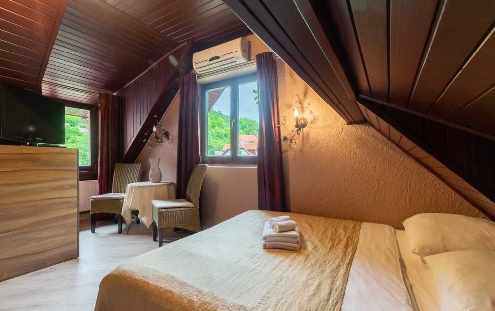 Willa AHAVA noclegi pokoje apartamenty centrum Kazimierz Dolny - klima