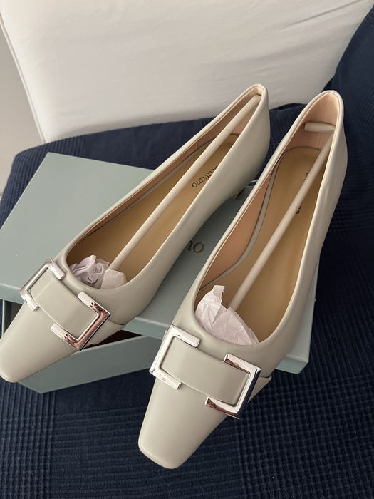 Nowe eleganckoe buty C.Paravano