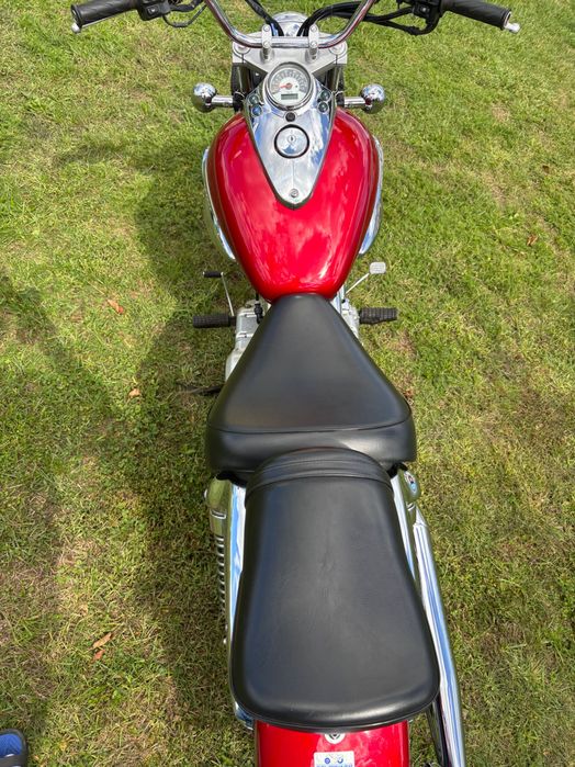 Suzuki Intruder  125