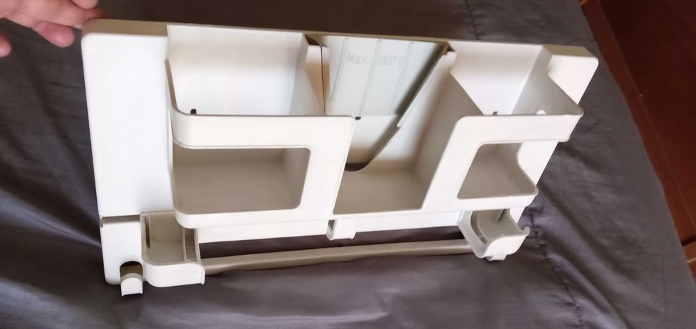 Wall-mounted ironing board support