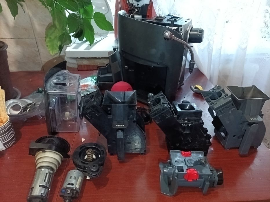 Заварні блоки до кавомаш.запчастини