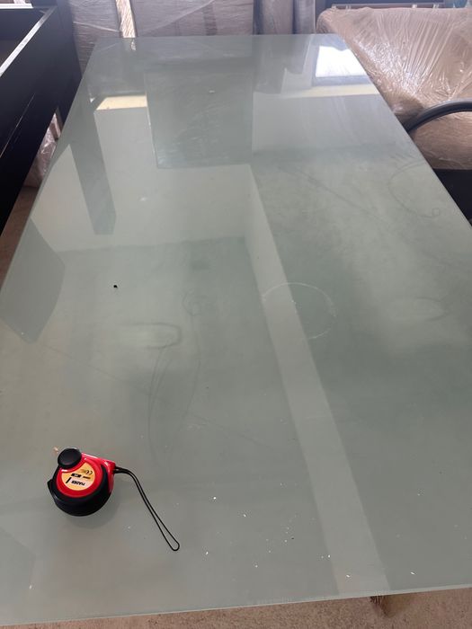 Glass Table in Good Condition.64285595983105121