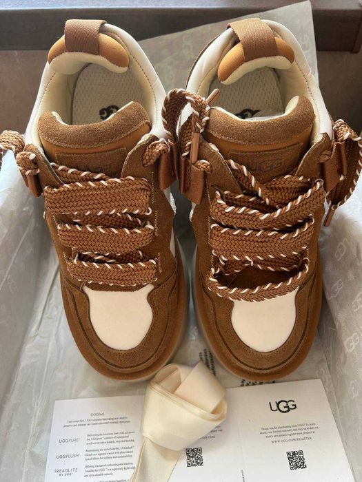 Жіночі UGG Astromel Chestnut EUR 39. Нові