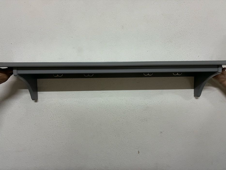 Prateleira de Parede Cinzenta com 4 Cabides