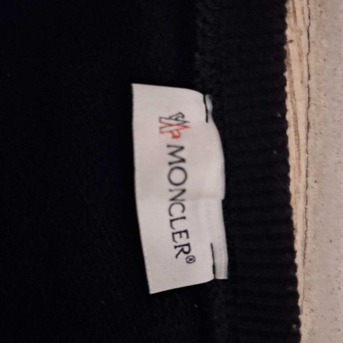 Moncler czarna bluzaka – stan bardzo dobry, ubrana 1 raz!