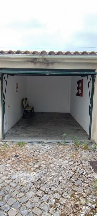 Arrendo Garagem Box 17m2
