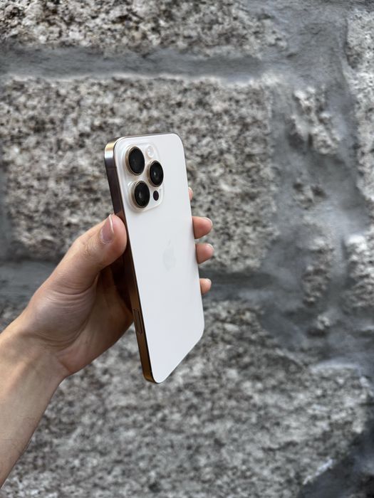 iPhone 16 Pro Max 256Gb