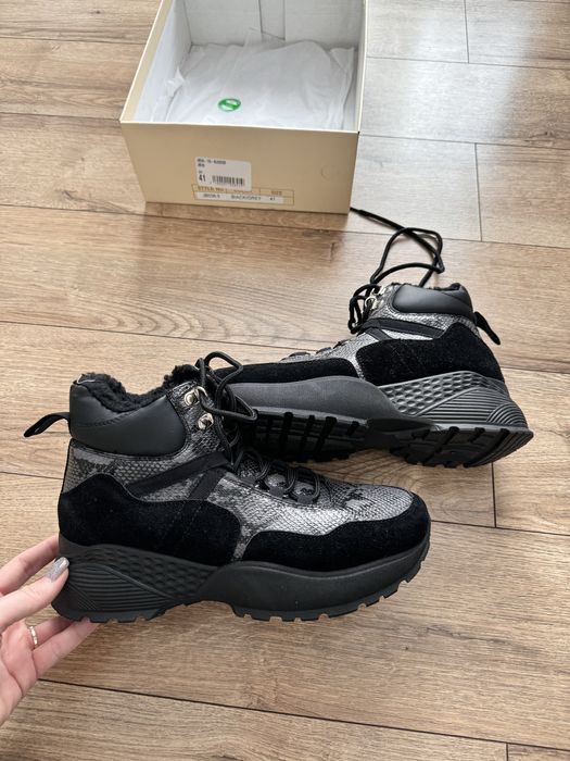 Nowe buty zimowe , trapery , sniegowce