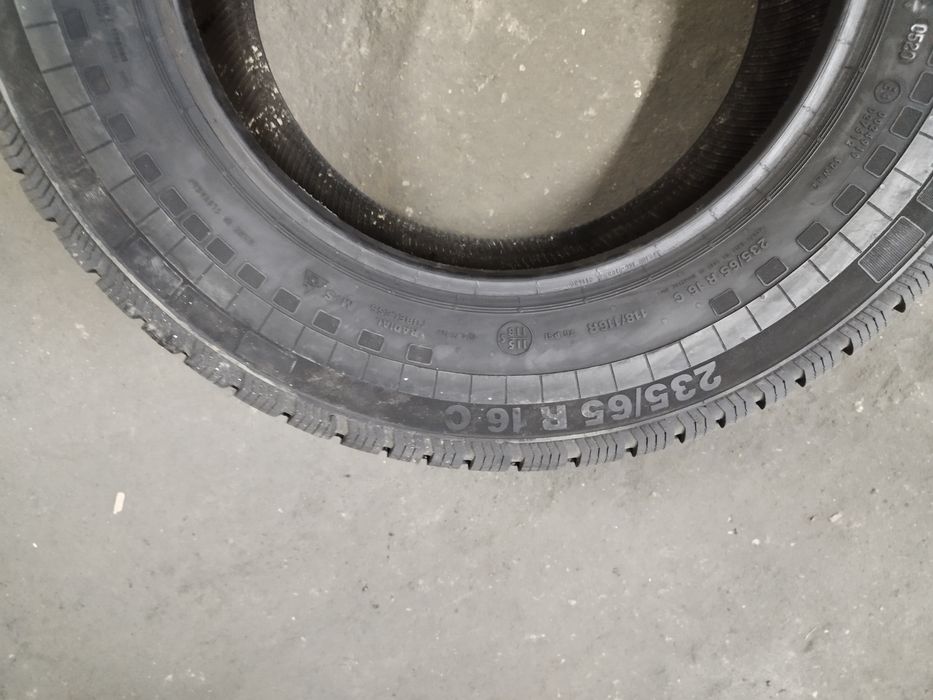 235/65 R16 C Continental wielosezon