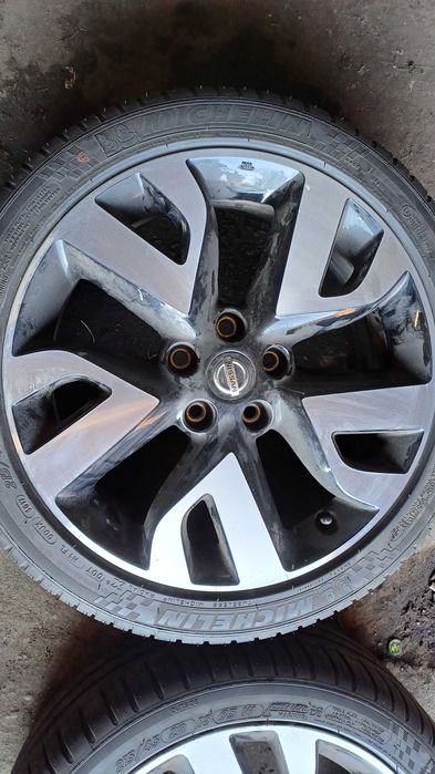 Koła felgi aluminiowe Nissan 5x114,3 18" TPMS