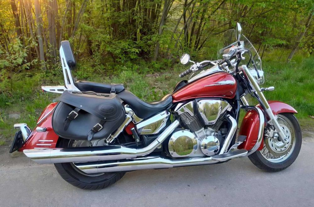 Honda vtx 1300 wersja europejska/2004 rok / 49 tys km/servis/zadbany !