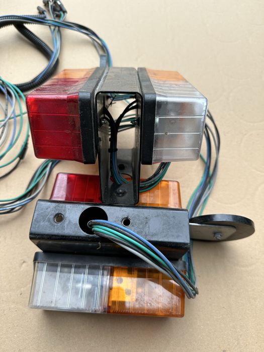 Lampa blotnik błotnikowa podwojna kierunkowskaz stop pozycyjne odblask