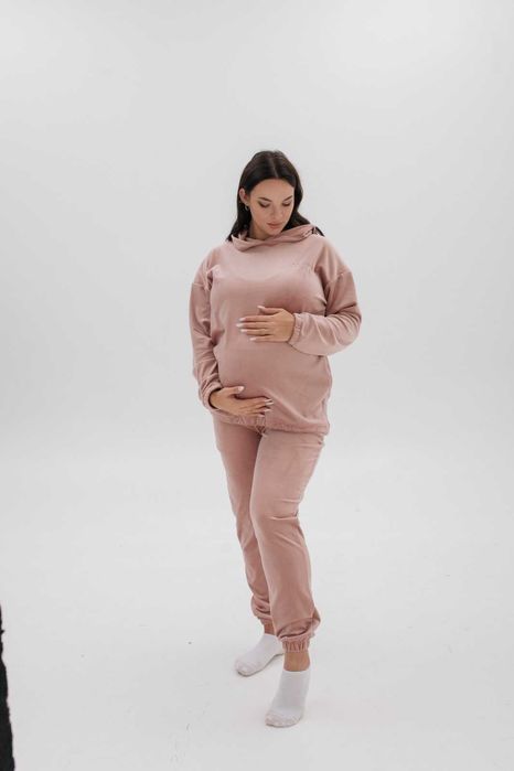 Костюм для вагітних і годуючих мам