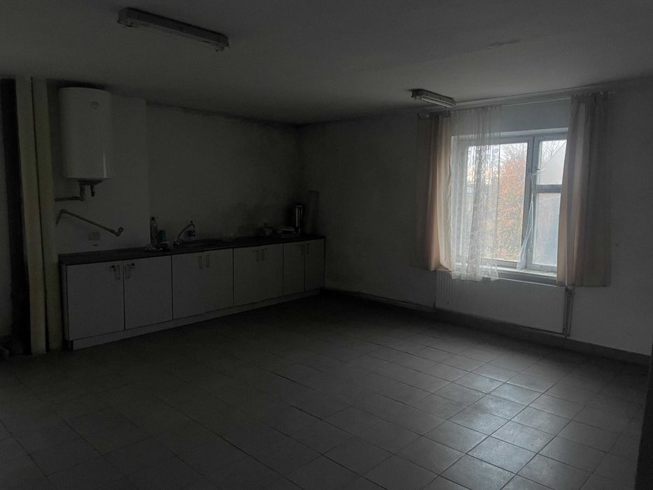 Продам виробниче приміщення, с. Шоломінь