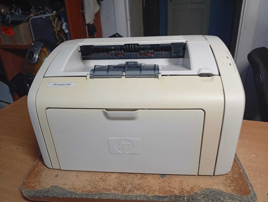 Лазерний принтер HP LaserJet 1018 обслужений, з ГАРАНТІЄЮ
