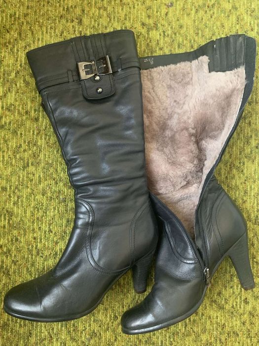 Сапоги жіночі. Чоботи.