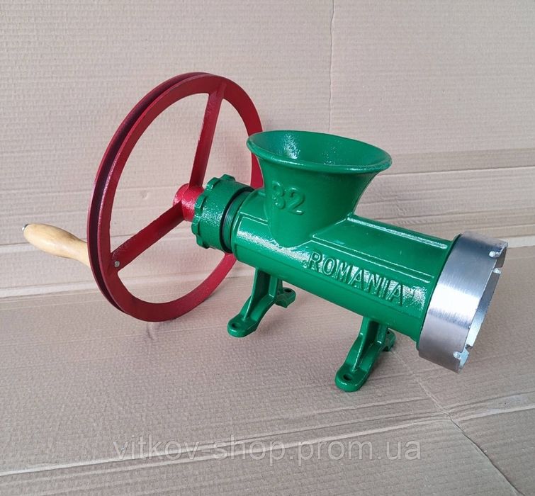 Мясорубка чугунная 32, мясорубка промишленная с шкивом под мотор 32