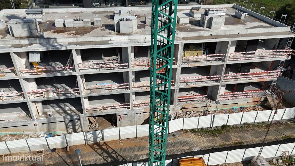Apartamento T1 Em construção na Madalena