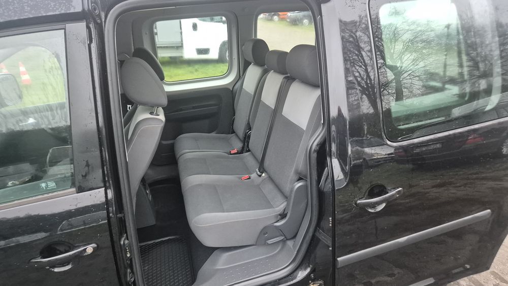 Volkswagen Caddy 7 osob 1.6TDI klima