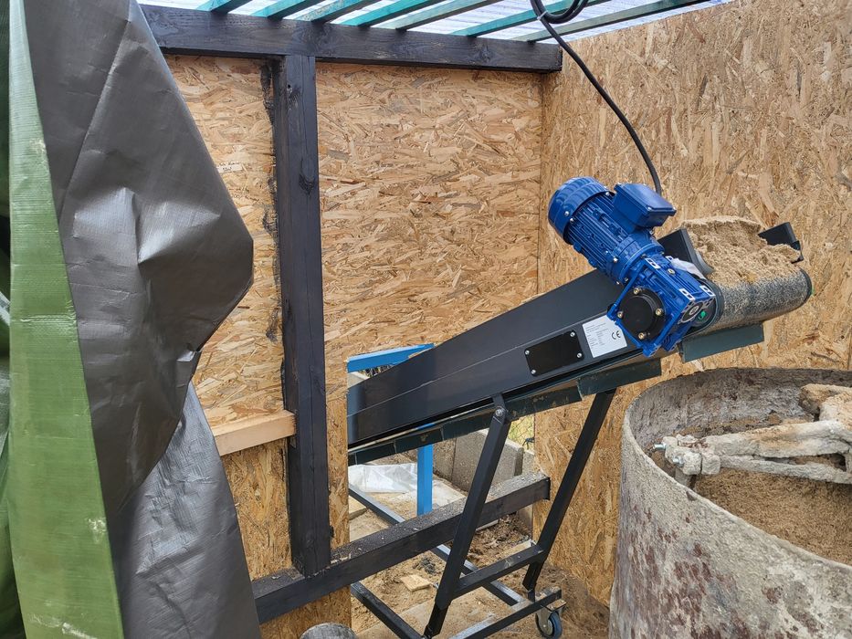 Zbiornik/silos z podajnikiem. Spawanie pod zamówienie