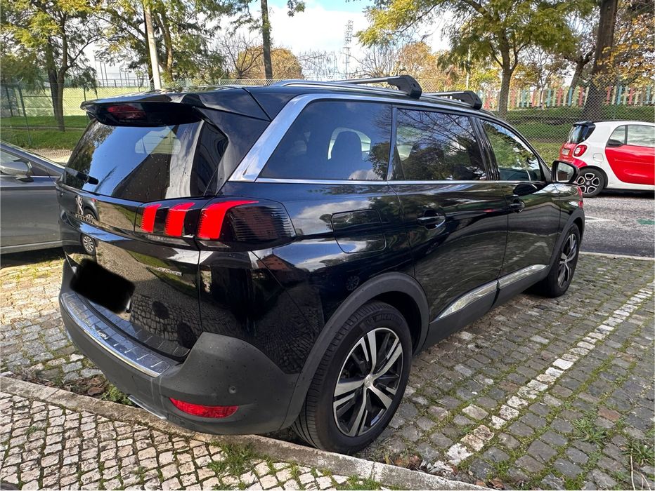 Peugeot 5008 1.5BlueHDi 130CV com 115000Kms.