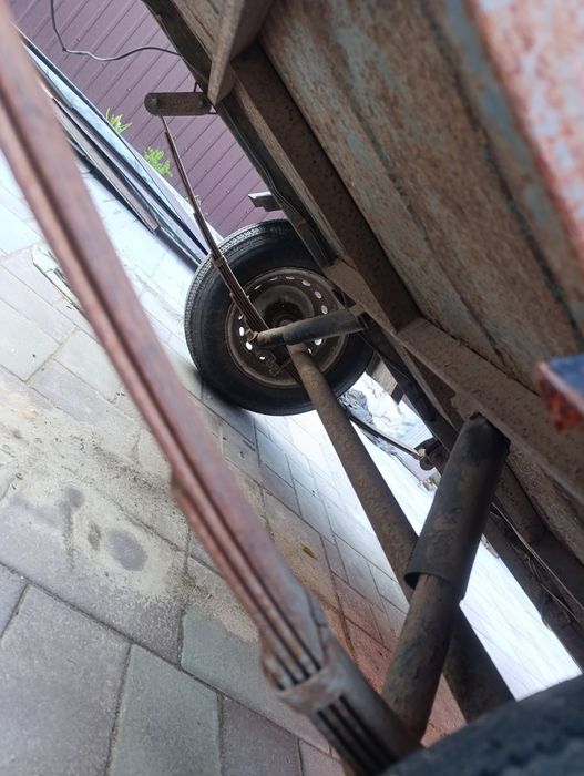 Причіп легковий б/у