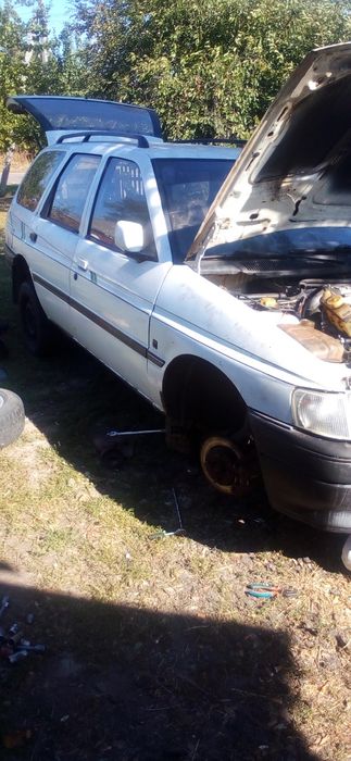 Двигун,Головка Форд ескорт,1,6(16клап,зетек)з ремонту,,