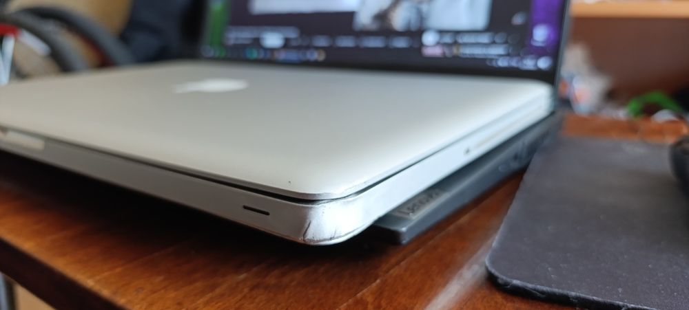 MacBook pro 15 2011 late на запчастини