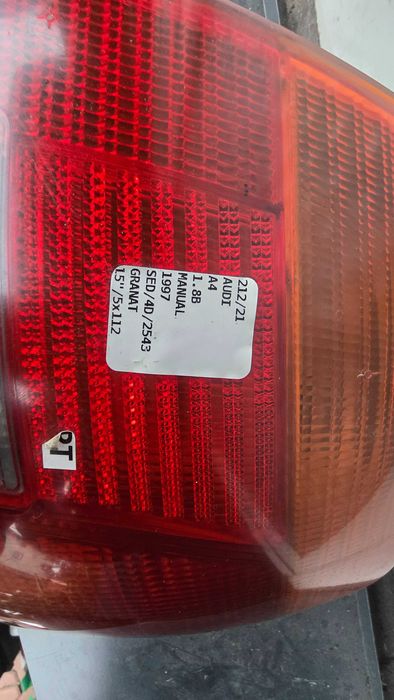 Lampa tył do audi a4 b5