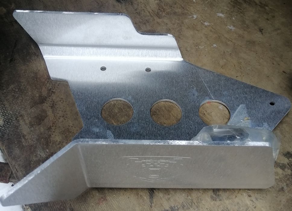 Продам новий захист ходової Ямаха гризли 660