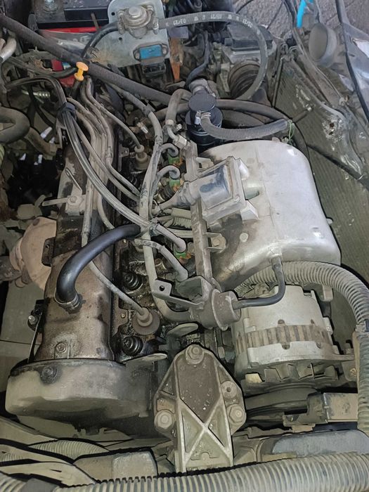 Двигатель Пежо 405 1.9 Бензин Мотор Двигун Peugeot 405 Инжектор