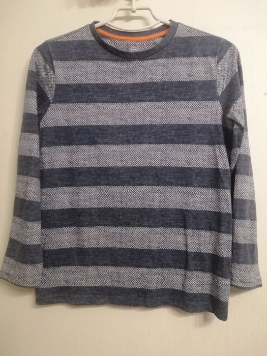 Кофта трикотажная (10-12л)