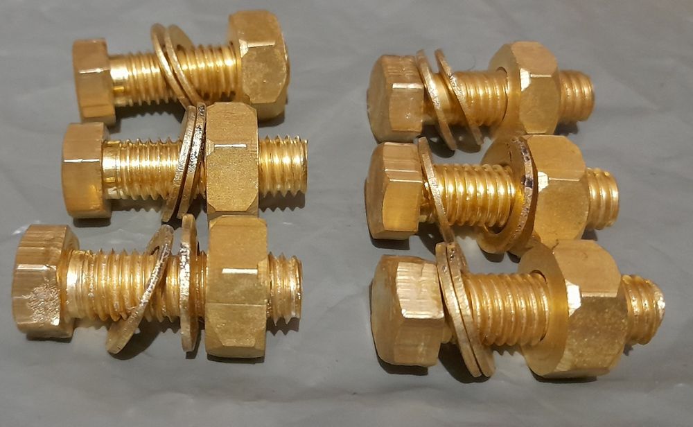 Латунный крепеж М 10 и М 8.