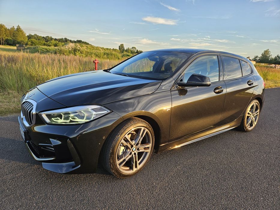 BMW Seria 1 F40 M Sport | 2022 | Automat | Panorama