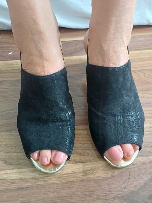 Eleganckie buty czarne sandały