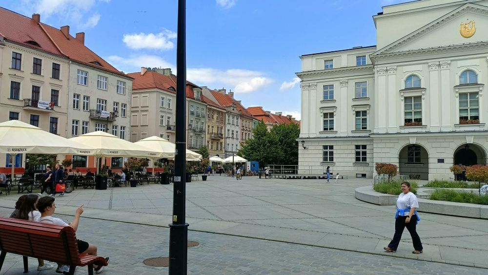 Kawalerka z balkonem w samym centrum