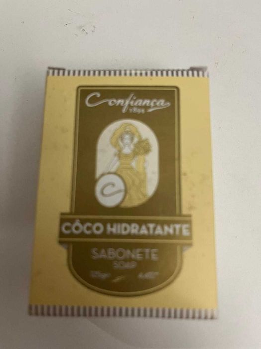 Vários sabonetes novos