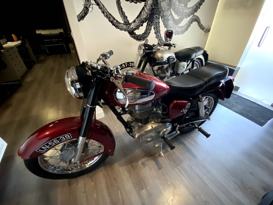 Mota Royal Enfield 1953 Classica