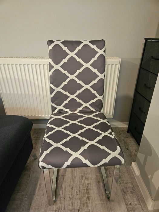 Pokrowce na krzesła wzór liście elastyczne uniwersalne 4 sztuki