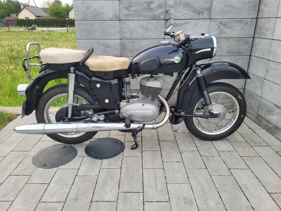 MZ ES 250/1 rok 1967 zarejestrowana