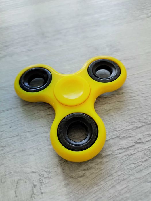 Fidget spinner zabawka