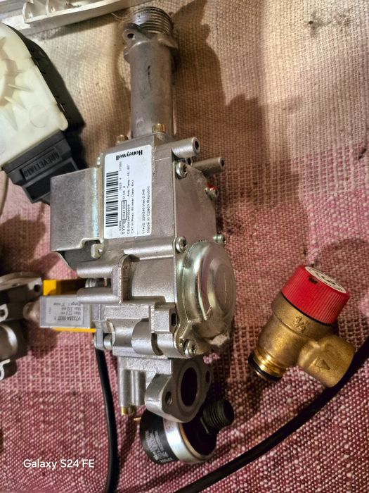 Brotje Energy Top 24 Armatura gazowa Pompa grundfoss zawór siłownik