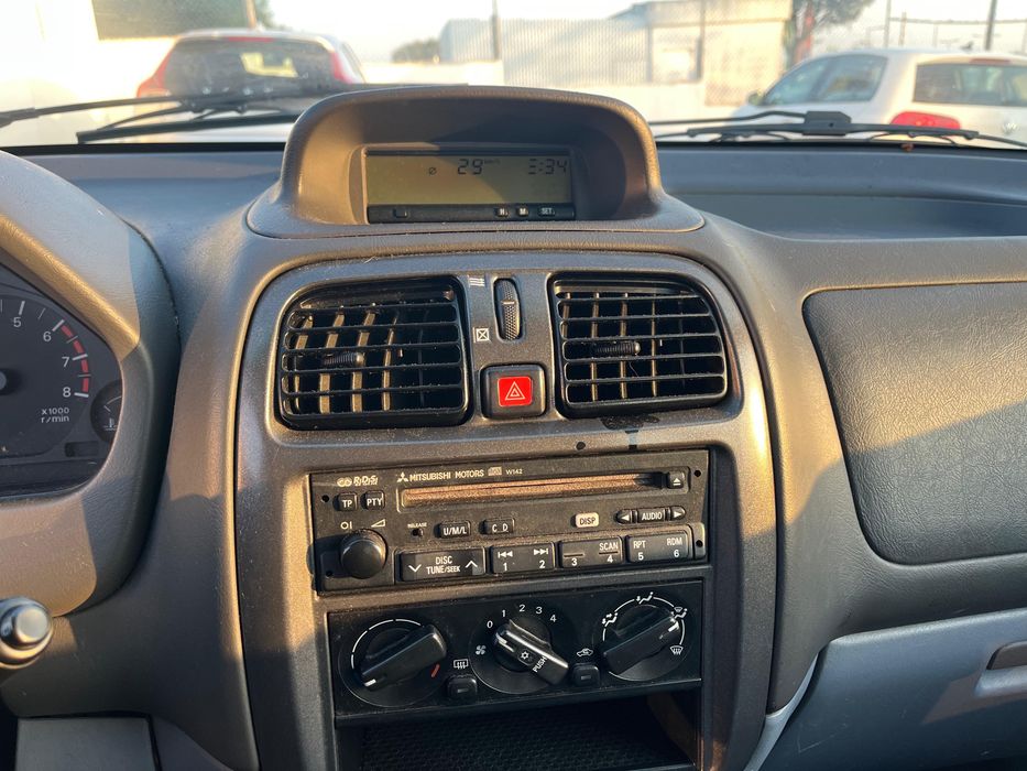 Mitsubishi carrinha