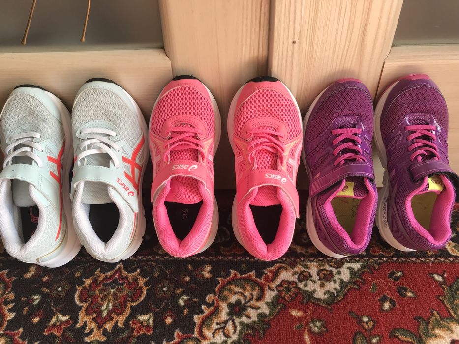 Кросівки фірмові Asics, кросовки, туфлі, туфельки clibee