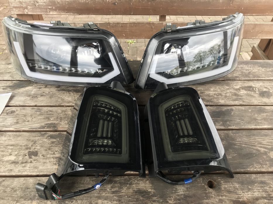 Продам комплект задніх стопів на т 5