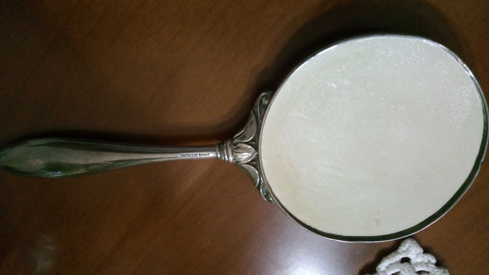 Espelho de Mão Antigo, em Prata Marcado, Sterling = Prata 925, 133Gr.