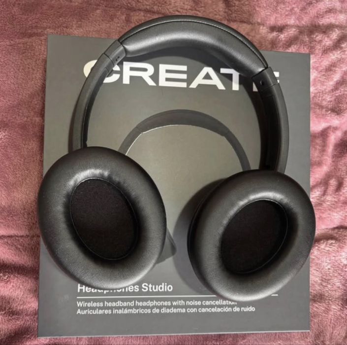 Headphones create com cancelamento de ruído