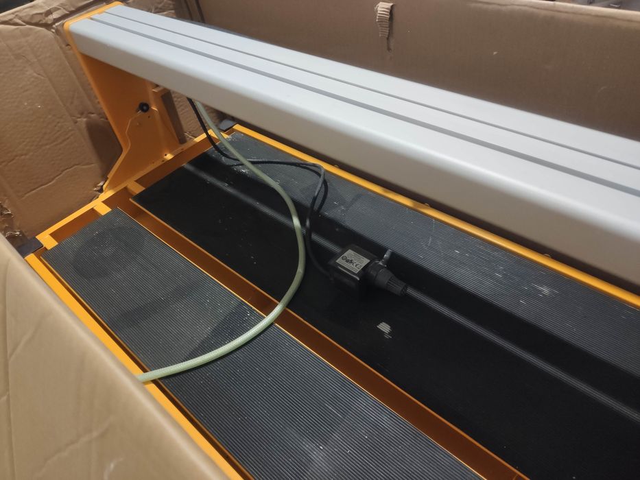 Piła wodna maszyna do cięcia płytek, glazury Riwal Glazer 2500